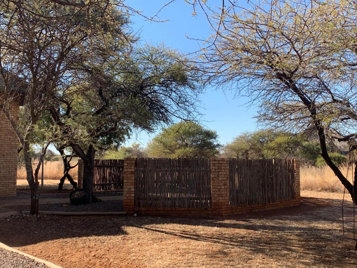Makhato Bush Lodge 111 เบอลา-เบอลา ภายนอก รูปภาพ