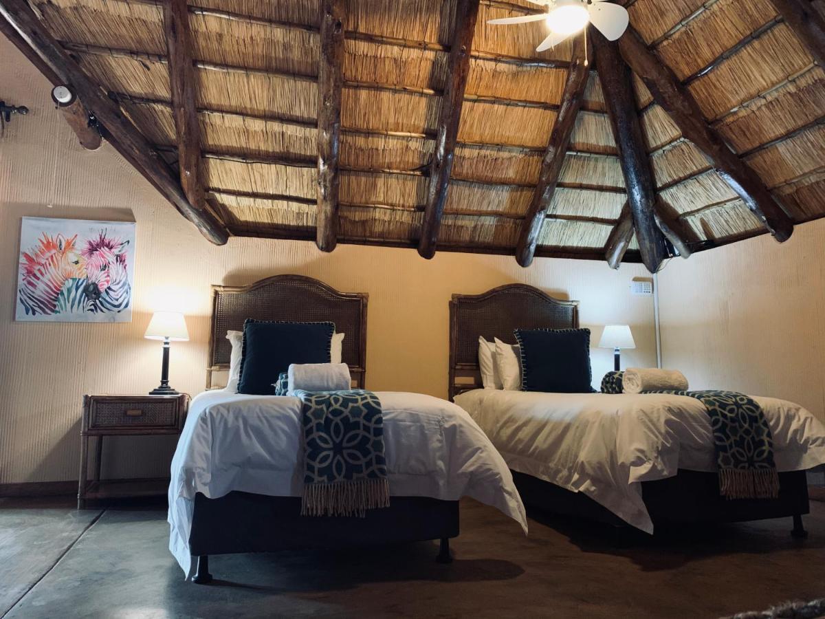 Makhato Bush Lodge 111 เบอลา-เบอลา ภายนอก รูปภาพ